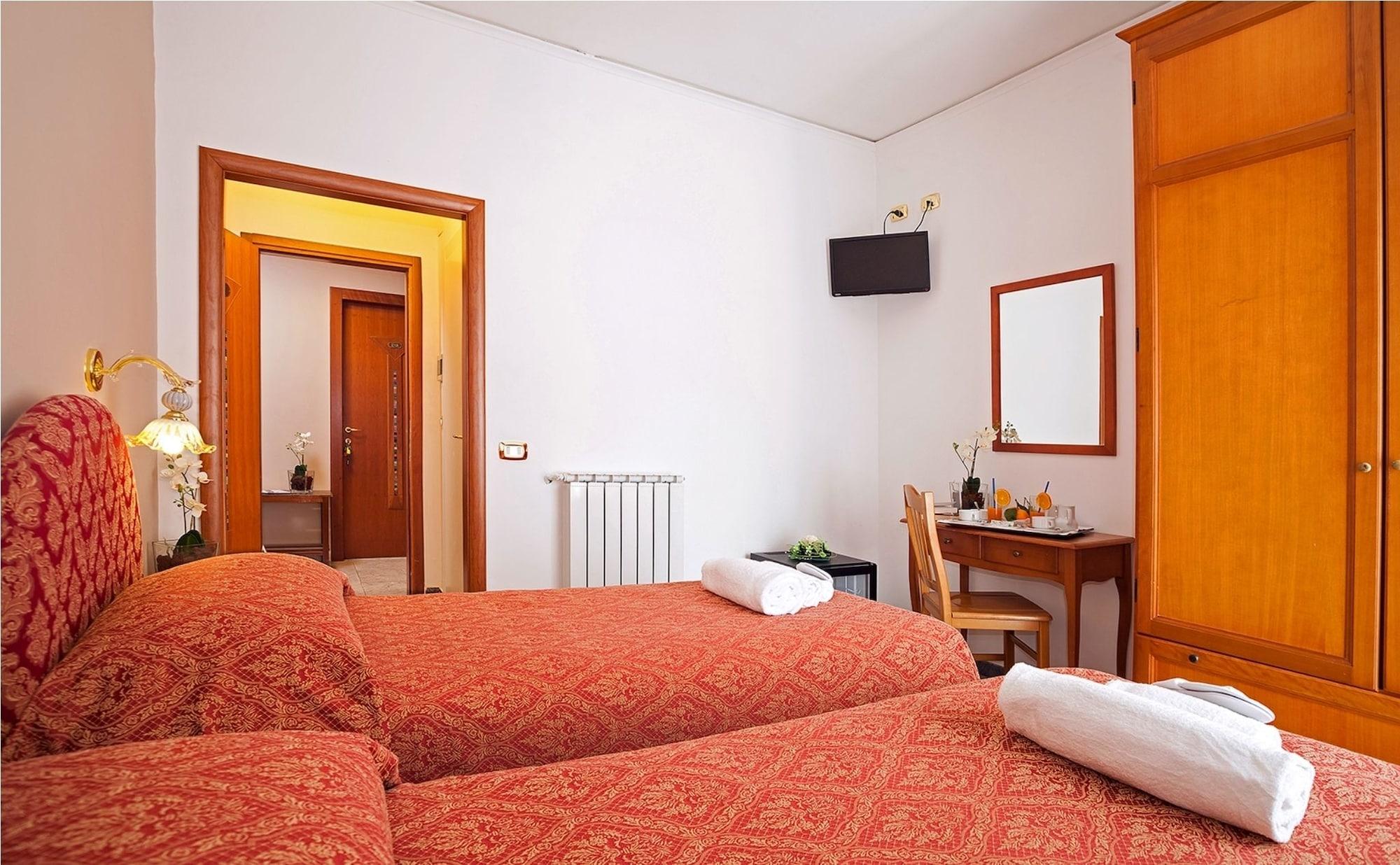 Hotel Caruso ماسّا لوبْرينسِ المظهر الخارجي الصورة