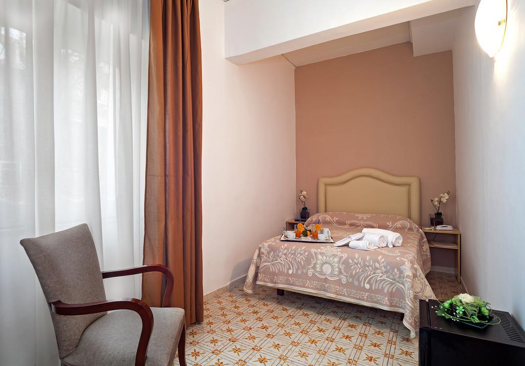 Hotel Caruso ماسّا لوبْرينسِ المظهر الخارجي الصورة